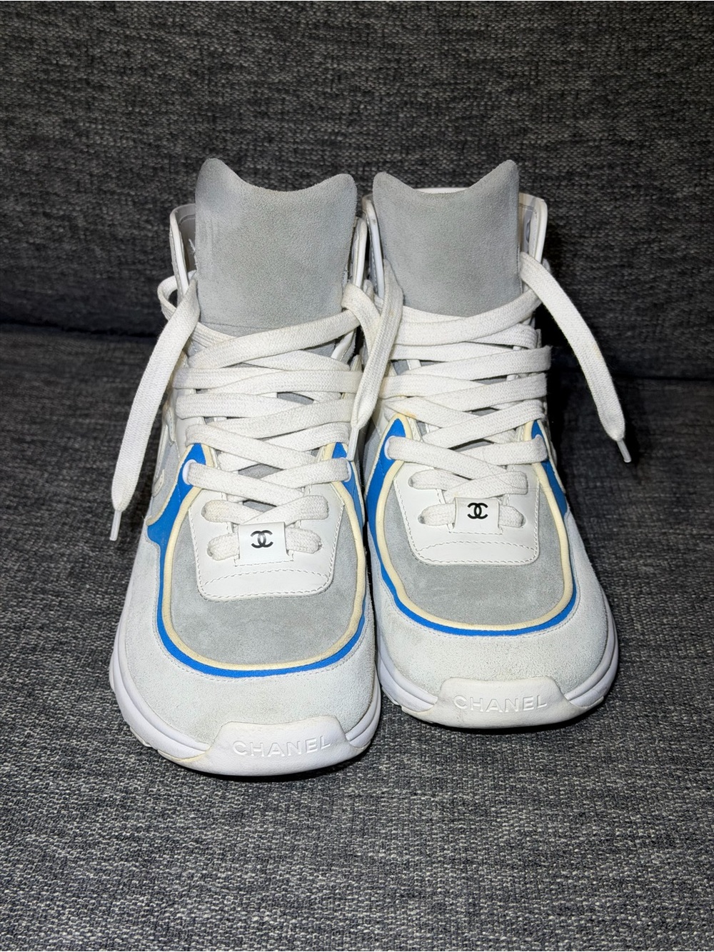 Chanel 18P Blue White Grey CC Logo High Top Trainer Sneakers Women Size US SZ 7 - Picture 4 of 13